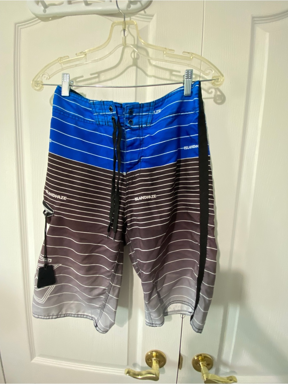 Islandhaze Men’s Blue Gradient Stripe Swim Trunks